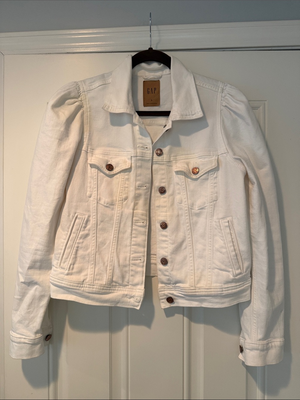 GAP White Denim Button-Up Jean Jacket